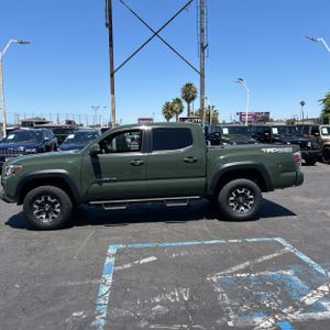 صورة 3 لـ 2021 Toyota TACOMA TRD OFF-ROAD