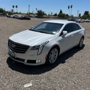 2019 Cadillac XTS LUXURY — фото 1