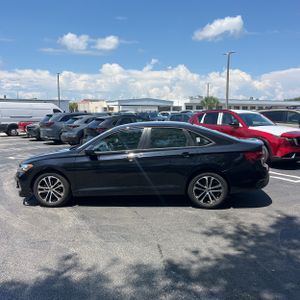 صورة 3 لـ 2024 Volkswagen JETTA SPORT