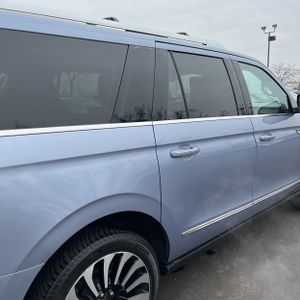 LINCOLN NAVIGATOR L BLACK LABEL - 9