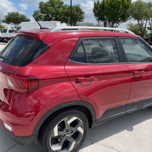 HYUNDAI VENUE LIMITED - 8