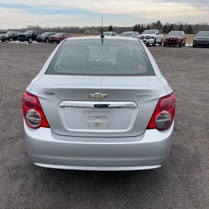 CHEVROLET SONIC LT AUTO - 7