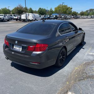 BMW 5 SERIES 528I - 8