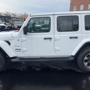 JEEP WRANGLER UNLIMITED SAHARA - 4
