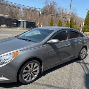 HYUNDAI SONATA SE - 2