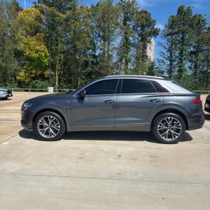 AUDI Q8 PREMIUM PLUS - 3