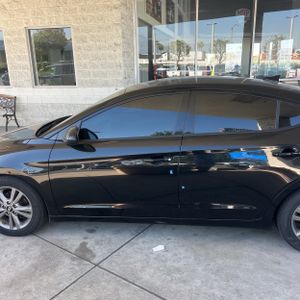 HYUNDAI ELANTRA SEL - 4