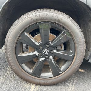 صورة مصغرة 19 لـ 2025 Honda PILOT BLACK EDITION