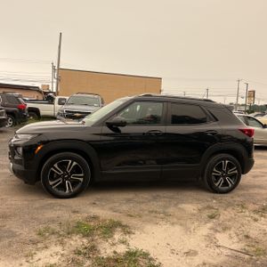 2023 Chevrolet TRAILBLAZER LT — фото 3