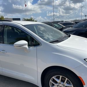 2022 Chrysler PACIFICA TOURING L — миниатюра 13