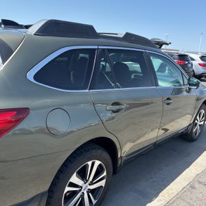 SUBARU OUTBACK 3.6R LIMITED - 8