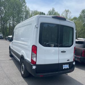 FORD TRANSIT 250 - 5