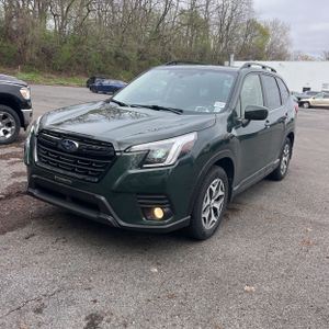 SUBARU FORESTER PREMIUM - 1