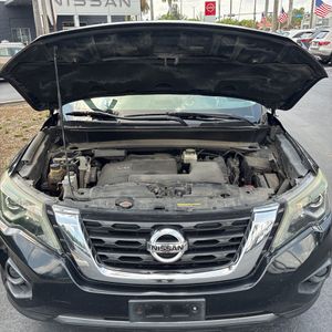صورة مصغرة 43 لـ 2017 Nissan PATHFINDER SV