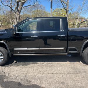 CHEVROLET SILVERADO - 4