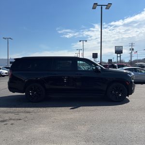 CHEVROLET SUBURBAN RST - 10