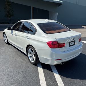 BMW 3 SERIES 328I - 5
