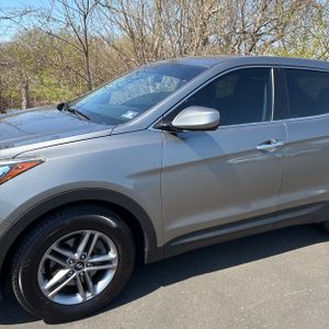 HYUNDAI SANTA FE SPORT 2.4L - 2