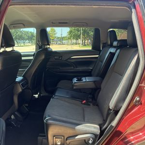 2019 Toyota HIGHLANDER LE PLUS thumbnail 34