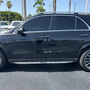 صورة 4 لـ 2021 Mercedes-BENZ GLE