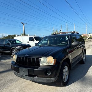 2006 JEEP GRAND CHEROKEE LAREDO — фото 1
