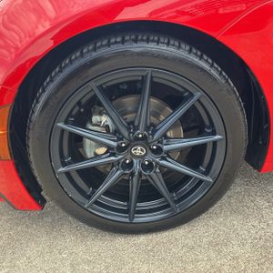 2023 Toyota GR86 PREMIUM — миниатюра 17