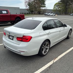 BMW 330I XDRIVE - 8
