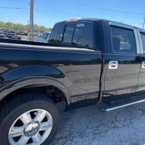 FORD F-150 LARIAT - 8