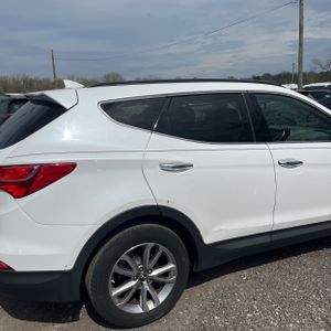 HYUNDAI SANTA FE SPORT 2.0T - 9