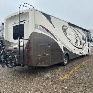 FORD F-53 MOTORHOME CHASSIS - 8