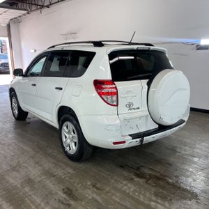 TOYOTA RAV4 - 5