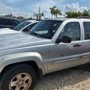 2002 JEEP LIBERTY LIMITED 照片 2