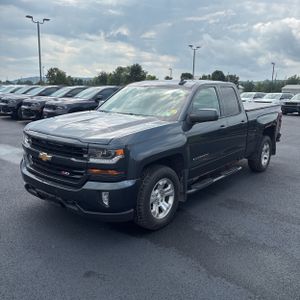2017 Chevrolet SILVERADO 1500 LT Z71 — фото 1