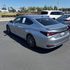 LEXUS ES 300H BASE - 5