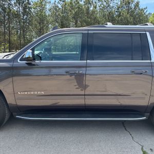 CHEVROLET SUBURBAN LTZ - 4