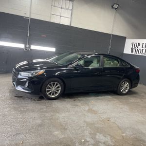 HYUNDAI SONATA SE - 3