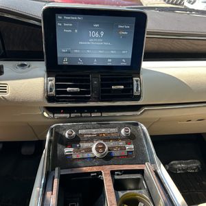 2018 Lincoln NAVIGATOR RESERVE — фото 38