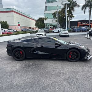CHEVROLET CORVETTE STINGRAY - 10