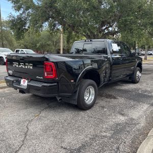 2025 RAM 3500 LONGHORN photo 8