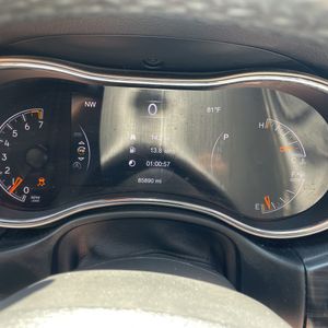 2019 JEEP GRAND CHEROKEE LAREDO E 缩略图 39