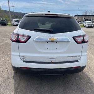 CHEVROLET TRAVERSE LS - 7