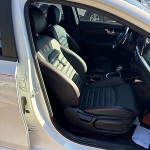 2023 KIA FORTE GT 照片 33