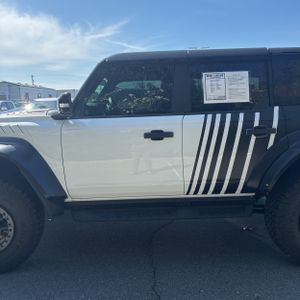 FORD BRONCO RAPTOR - 4