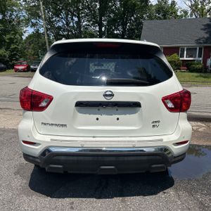 2017 Nissan PATHFINDER SV 照片 7