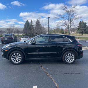 PORSCHE CAYENNE BASE - 3