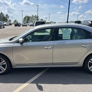 VOLKSWAGEN PASSAT 2.0L TDI SEL PREMIUM - 4