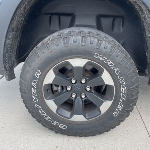 2020 RAM 1500 REBEL — миниатюра 19