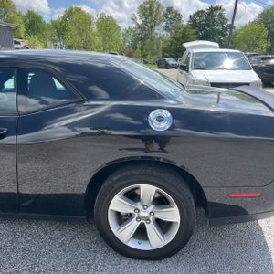 DODGE CHALLENGER - 6