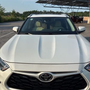 صورة مصغرة 15 لـ 2023 Toyota HIGHLANDER XLE