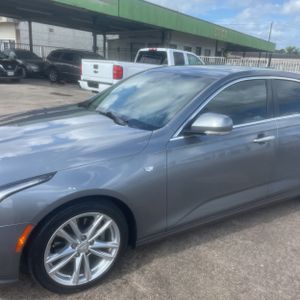 2021 Cadillac CT4 LUXURY photo 2